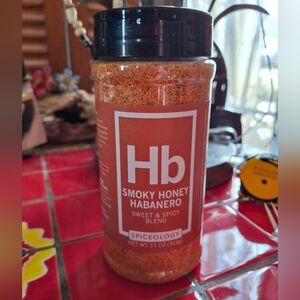 Spiceology Hb Smoky Honey Habanero Seasoning 11 Oz. Shaker SEALED NW Sweet/Spicy